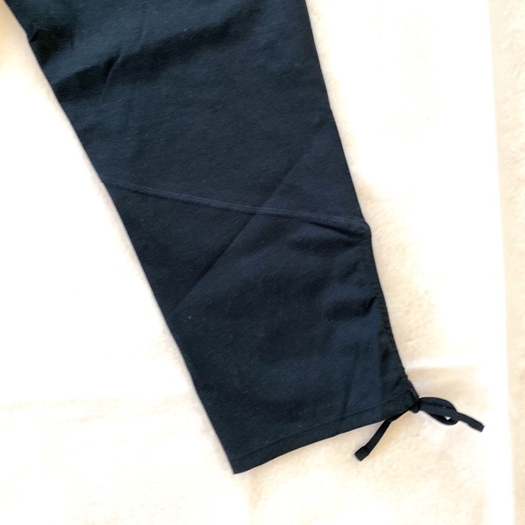 FP MOVEMENT BY FREE PEOPLE Cross Waist Capri Leggings - Picture 9 of 11